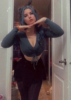 Gh0styxgirl image 1 of 3