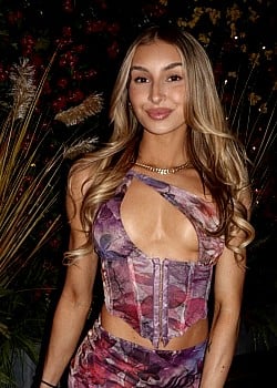 Gianna Marinelli image 4 of 4