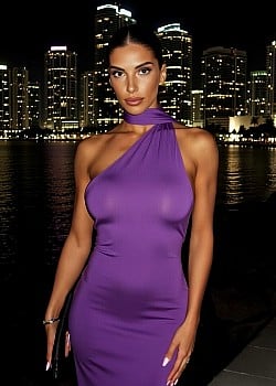 Gianna Monro image 3 of 4