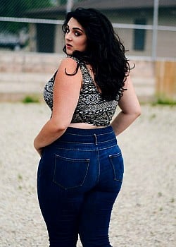 Gianna Schiller image 4 of 4