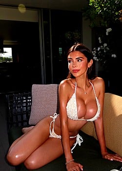 Giavanna Eloise image 3 of 4