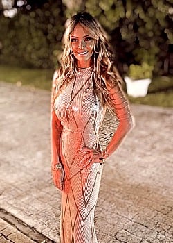 Gina Loudon image 2 of 2