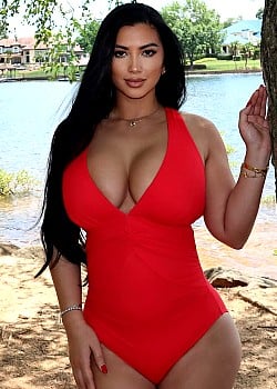 Gina Pham image 2 of 4