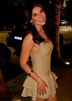 Giovana Fermon image 3 of 4