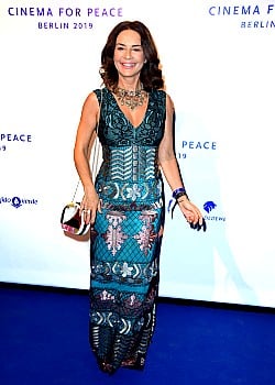 Gitta Saxx image 1 of 4