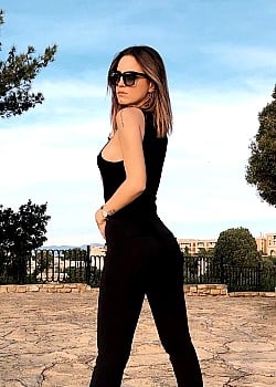 GiuliaElena image 2 of 3