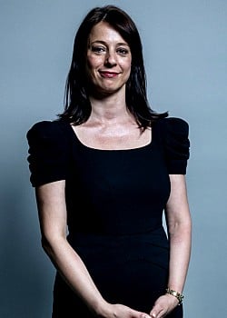 Gloria De Piero image 1 of 4