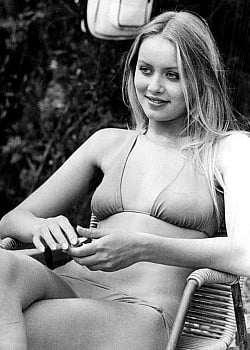 Gloria Guida image 2 of 4