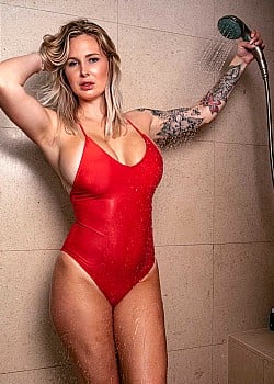 Goddess Amanda image 3 of 3