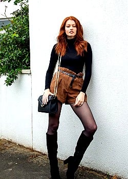 Grace Cairns image 2 of 4