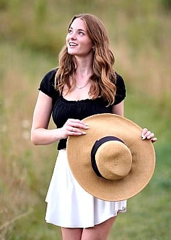 Grace Nanni image 1 of 4