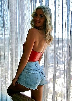 Graci Homan image 2 of 4