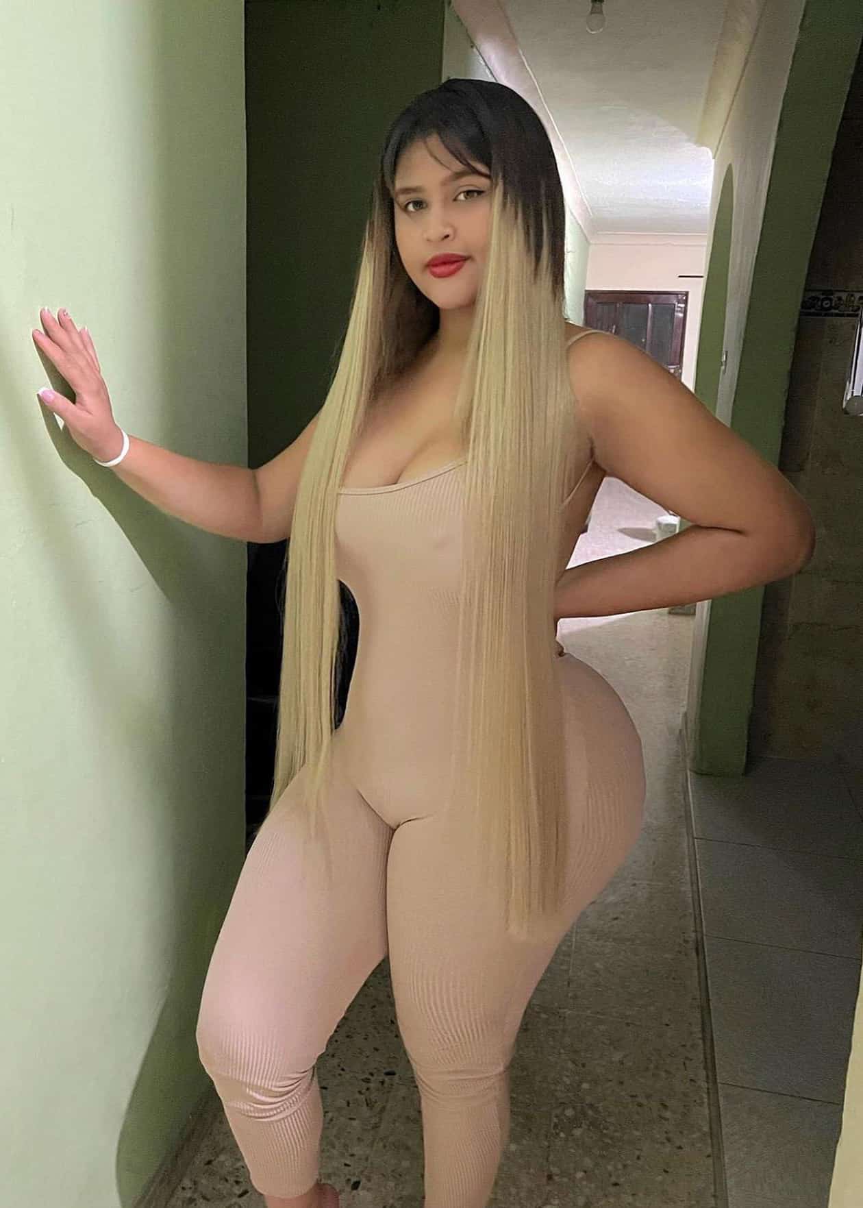 Greicy Mariana - Free pics, galleries & more at Babepedia