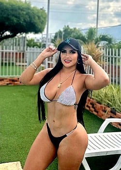 Greily Perez image 1 of 4