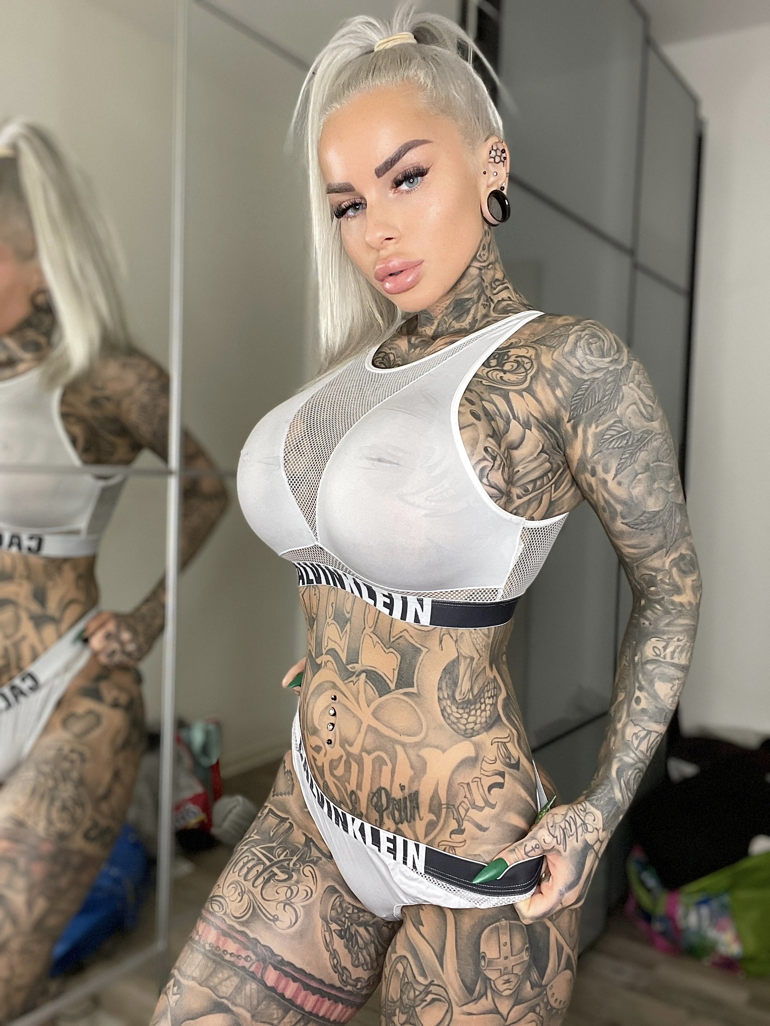 GymGamerGirl - Free pics, galleries & more at Babepedia