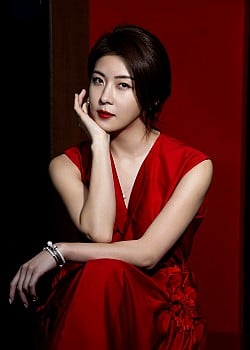 Ha Ji-won image 2 of 2