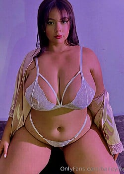 Hailey Rivera image 3 of 4