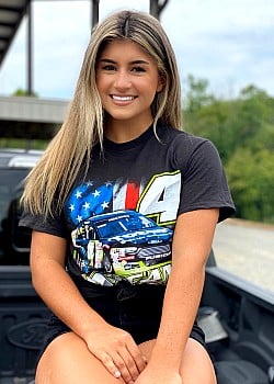 Hailie Deegan image 4 of 4
