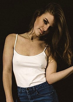 Haley Valentine image 2 of 4