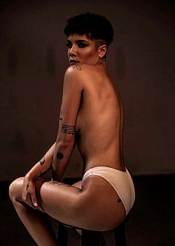 Halsey image 2 of 3