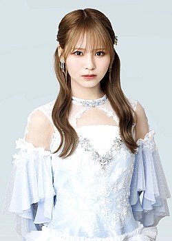 Hana Oba image 3 of 4