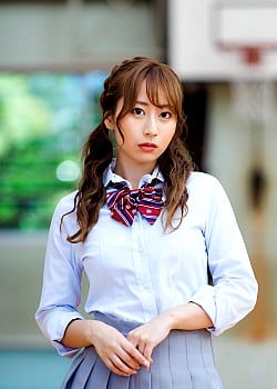 Hana Sakurai image 2 of 3