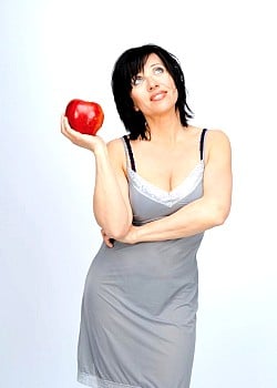 Hanna Sleszynska image 1 of 3