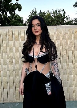 Hannah Kennedy image 3 of 4