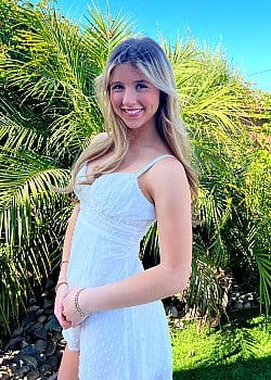 Hannah Lowery image 2 of 4