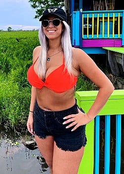 Hannah Murrell image 3 of 4