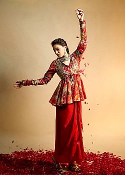 Hansika Motwani image 3 of 4