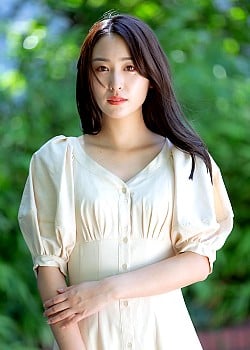 Haruka Miwa image 1 of 3