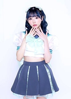 Haruka Oba image 2 of 2