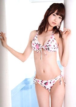 Haruka Tomatsu image 1 of 4