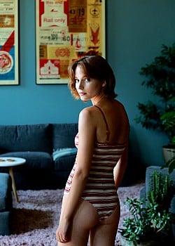 Hayley Ellison image 3 of 4
