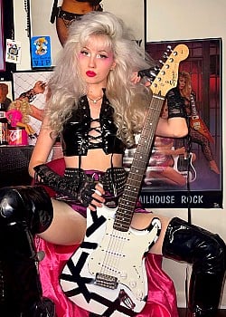 Heather Leather image 2 of 4