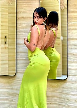 Heena Jain image 2 of 4