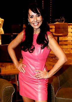 Heidi Janku image 3 of 4