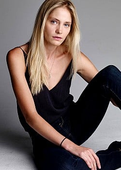 Heidi Mount image 2 of 4