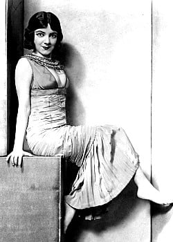 Helen Hayes image 2 of 2