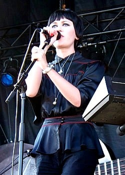 Helen Marnie image 2 of 3