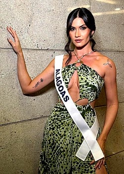 Hellyen Fusco image 1 of 3