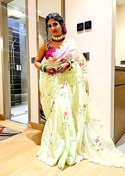 Hema Sharma image 1 of 3