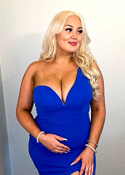 Hennina Blaberg image 2 of 2
