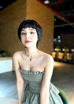 Hien Ho image 1 of 4