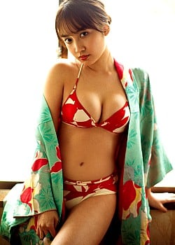 Hikari Kuroki image 1 of 2