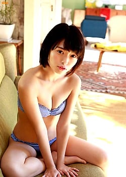 Hikari Takiguchi image 4 of 4