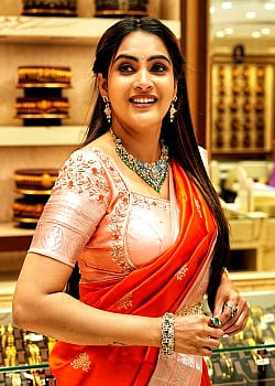Himaja image 3 of 4