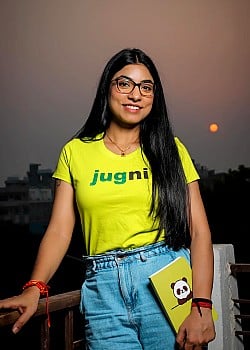 Himani Kapoor image 4 of 4