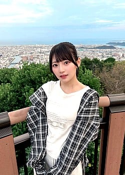 Hina Aoki image 3 of 4